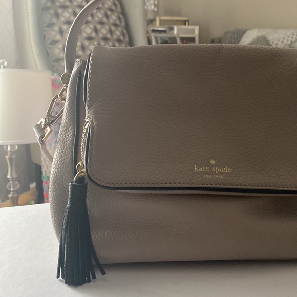 🌸Kate Spade Chester Street Miri grey pebble leather Satchel w removable strap🌸 - Picture 2 of 5
